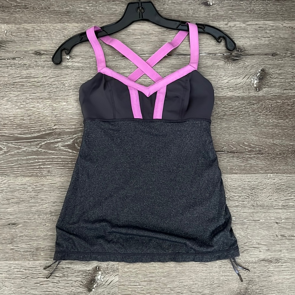 Lululemon tank